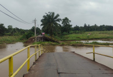 Jembatan Lubuk Rukam–Muara Kumbang Ambruk, Akses Warga Antar Desa Terputus