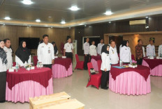 Wujud Tertib Administrasi, Kemenkum Sumsel Musnahkan 1.335 Arsip Fasilitatif