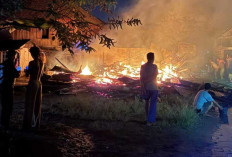 Habis Terbakar, Satu Unit Rumah Panggung di Kelurahan Kayuagung Asli Rata dengan Tanah