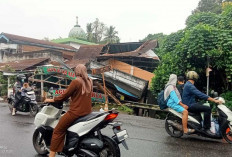 Ujan Deras Picu Longsor di Lubuklinggau, Rumah Kontrakan Ambruk dan Jembatan Pertamina Terancam Roboh