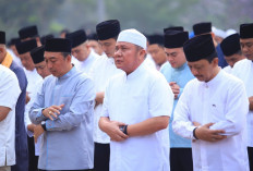 Shalat Istisqa di Griya Agung, Herman Deru Ajak Masyarakat Perkuat Gotong Royong dan Doa Hadapi Kemarau