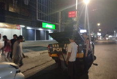 Polres Lubuklinggau Bantu Derek Mobil Pemudik Asal Baturaja Tujuan Sumatera Barat 