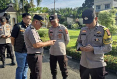 Berantas Judol dan Narkoba, Kapolsek Sanga Desa Periksa Anggota Secara Mendadak