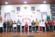 Pemkot Palembang Hadiahi Umrah 4 Pendonor Darah Sukarela yang Tembus 100 Kali 